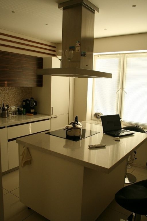 island kitchen seating