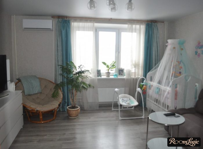 kids' bed crib in one-bedroom apartment