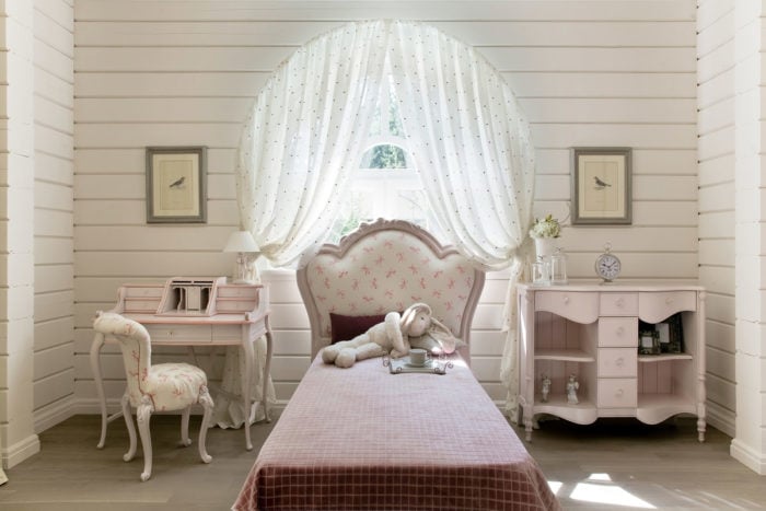 kids' room in provence style