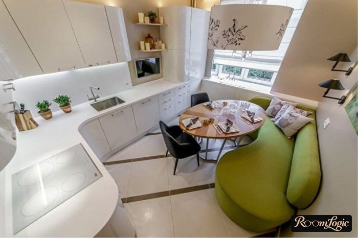 kitchen 10 square meters with sofa