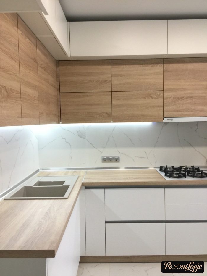 kitchen 100 square feet with refrigerator