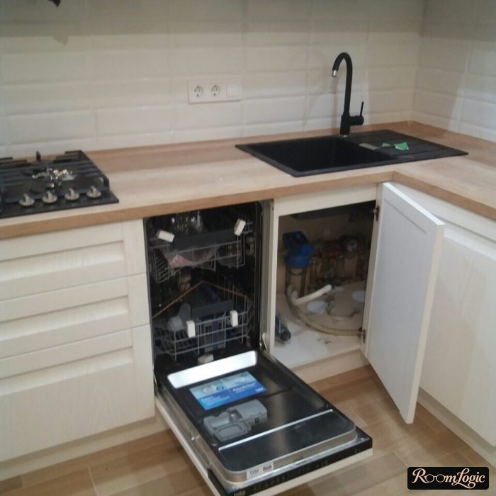 kitchen 110 square feet with sink in the corner