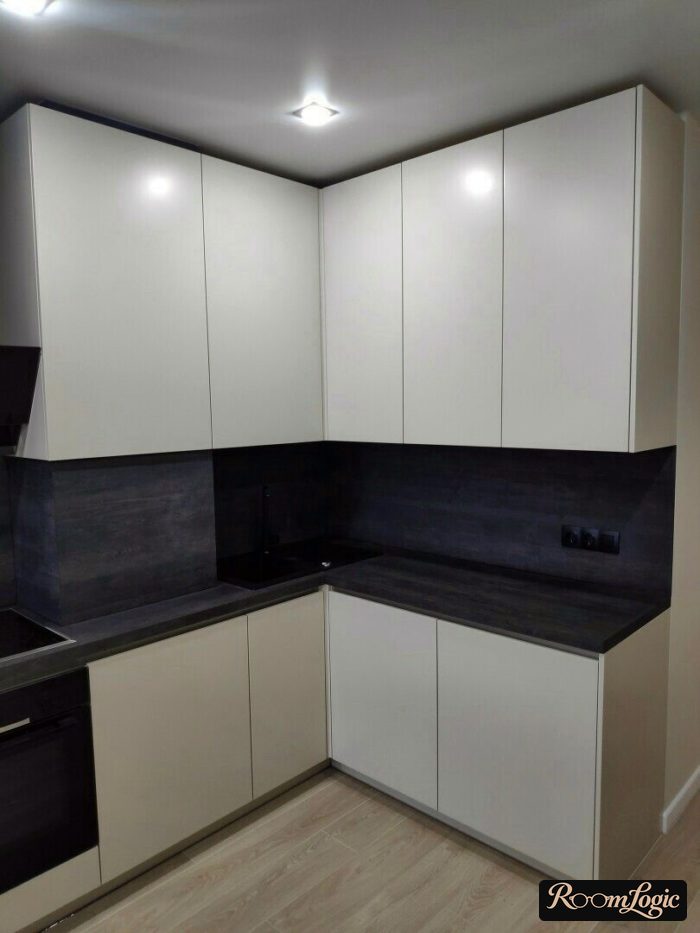 kitchen design 65 square feet up to the ceiling