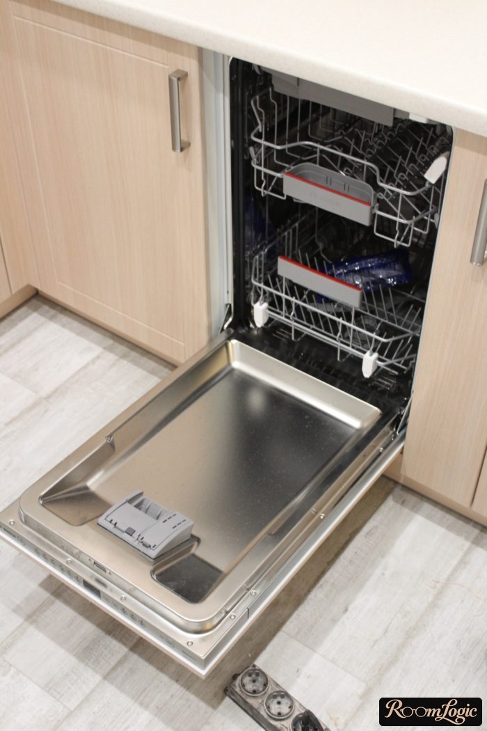 kitchen interior 100 square feet