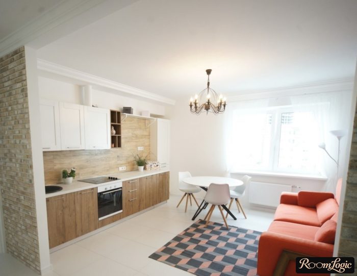 kitchen with partially open upper cabinets
