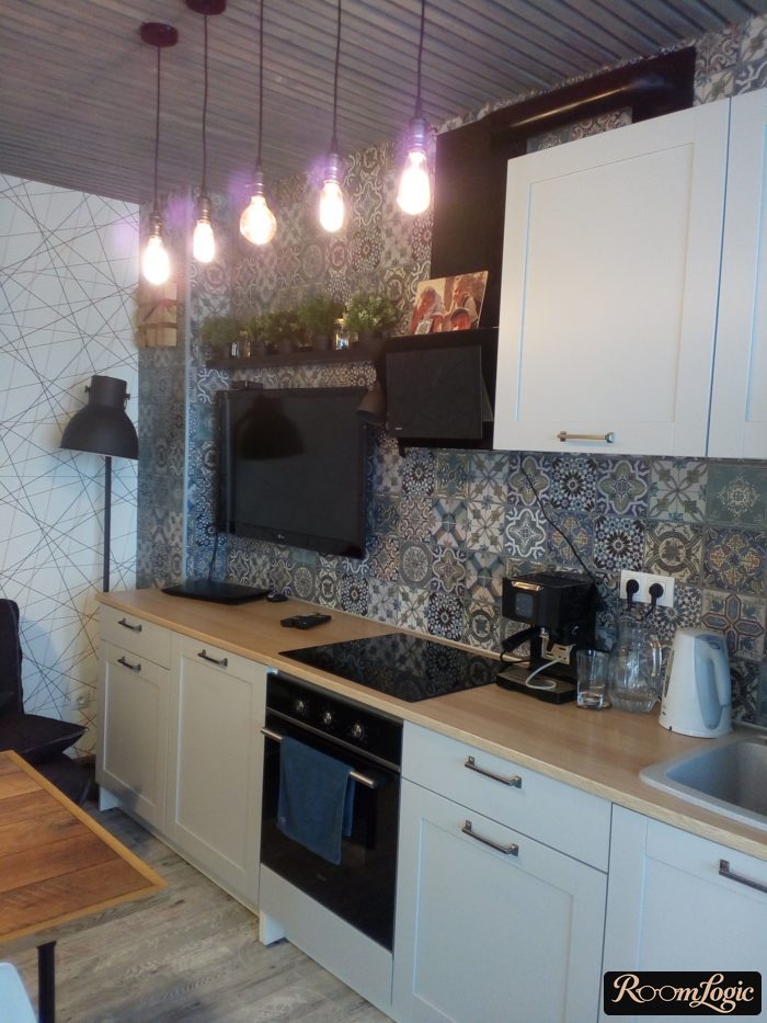 110 square feet kitchen with patchwork tile