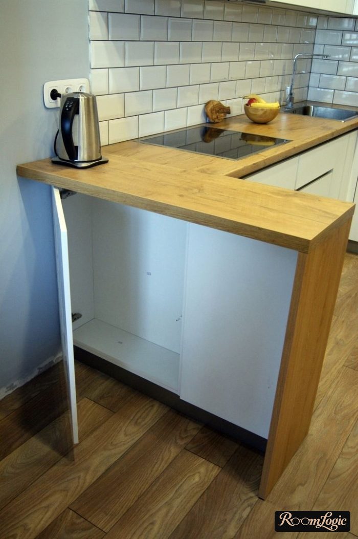 U-shaped kitchen design
