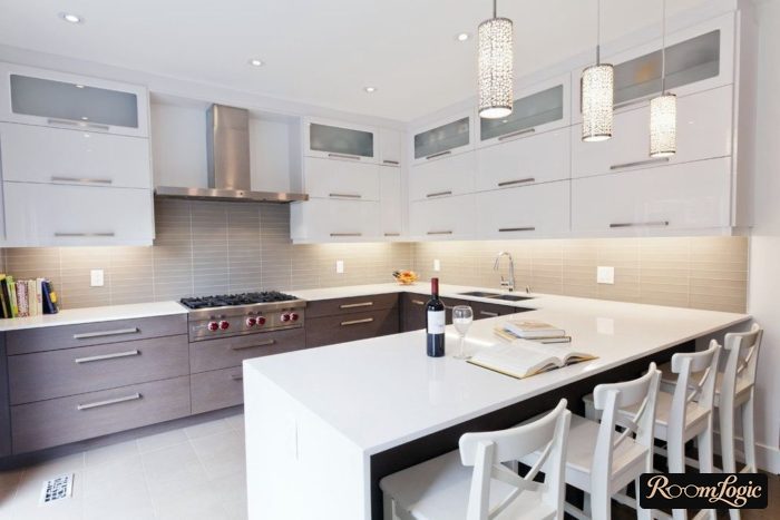 L-shaped kitchen with an island
