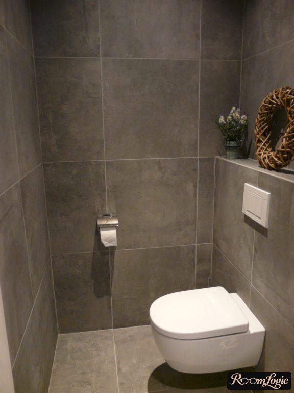 Large square tile in the toilet