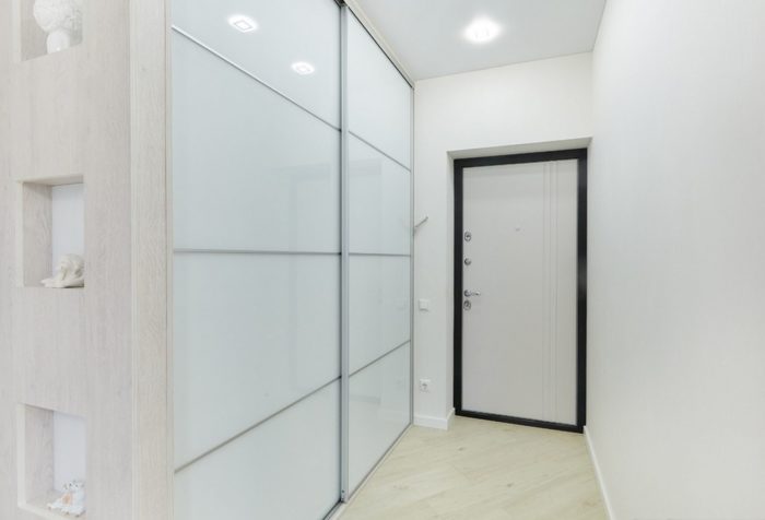 light laminate on the entryway floor