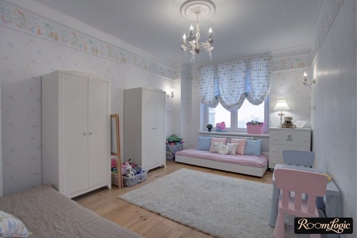 light room for teenage girl