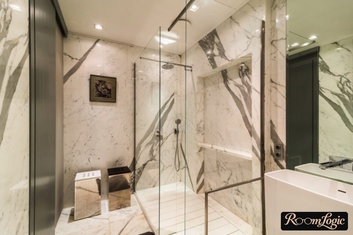 marble in the bathroom in scandi style