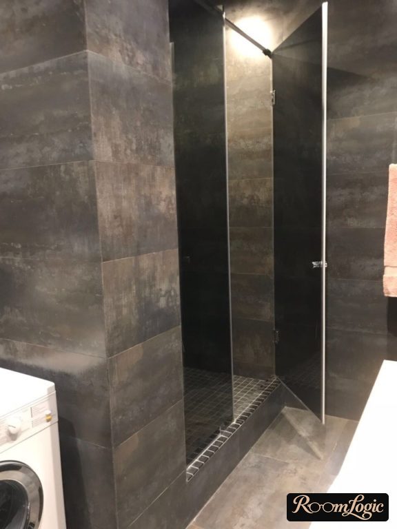 metallic tile in bathroom