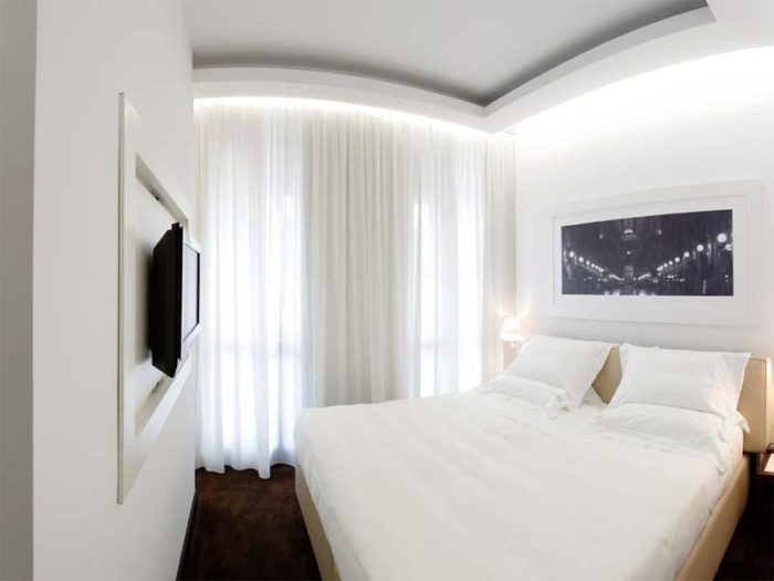 minimalism in a small bedroom