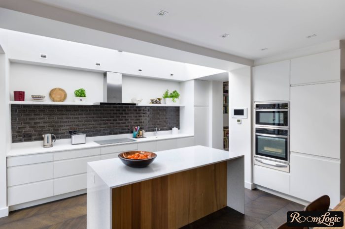 minimalist kitchen design with open shelves instead of upper cabinets