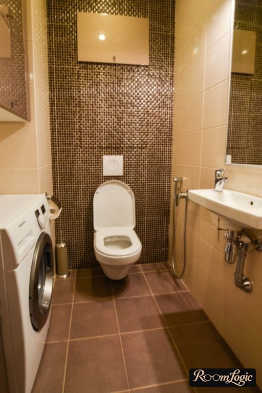 modern toilet 30 square feet with washer