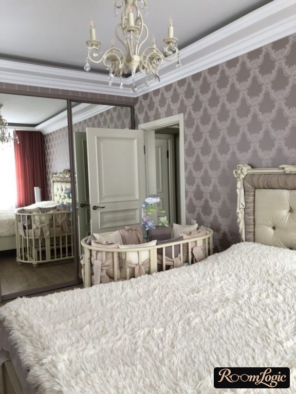 neoclassical design bedroom and kids' room in one room