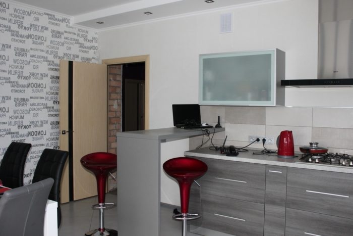 open breakfast bar made of gray particleboard