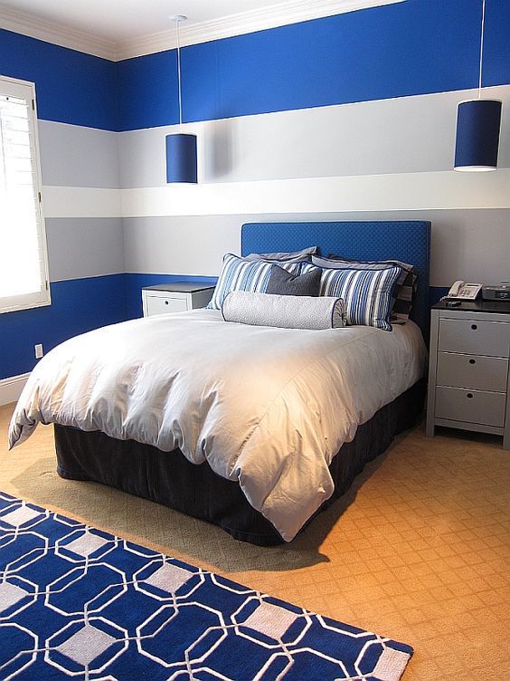 wall painted with horizontal stripes