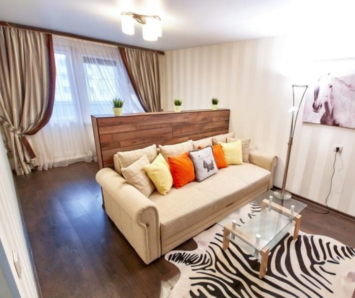 partition for a double bed in a one-bedroom apartment