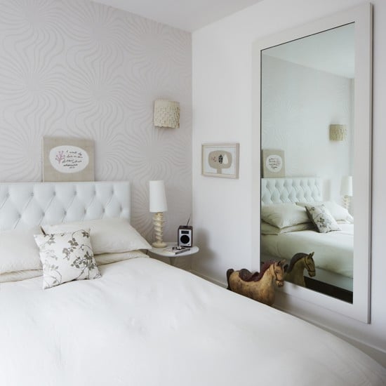 pastel wallpaper in bedroom