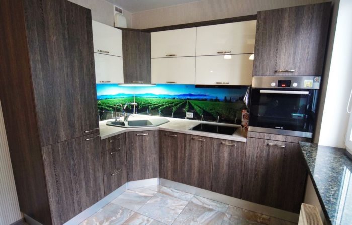 photo printed backsplash in the kitchen