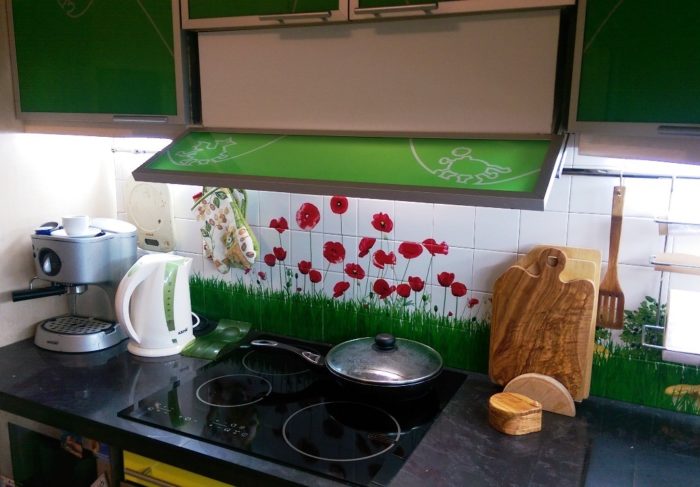 photo tile or glass for kitchen backsplash