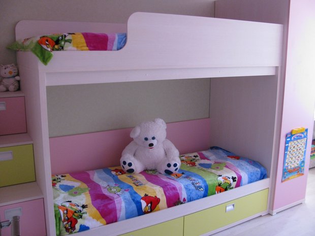 pink bunk bed for girls