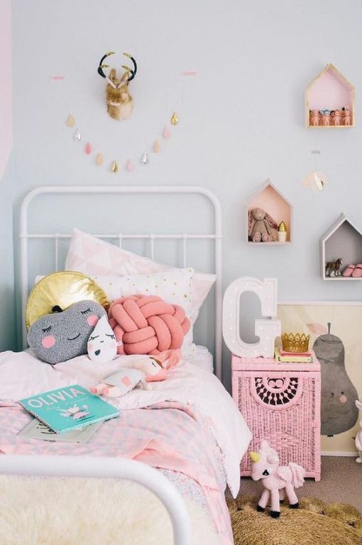 pink teenager girl room design