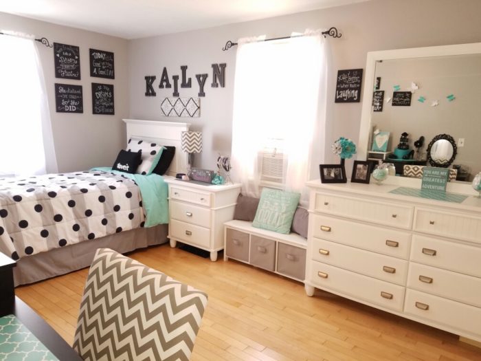 places for things in a teenager's room