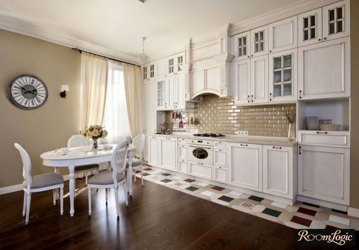 Pretty chairs and decor in a Provence-style on the kitchen