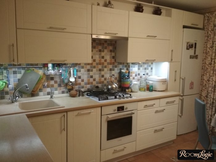 real corner kitchen 100 square feet