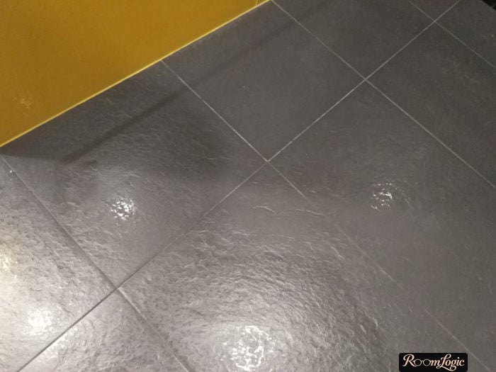 salt stains on black grout