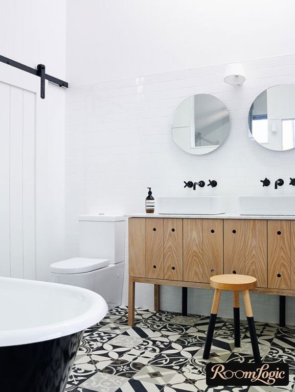 Bathroom in Scandinavian style with tiled pattern