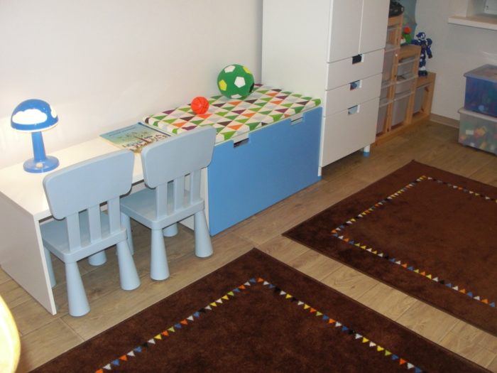 School desk for preschool boys