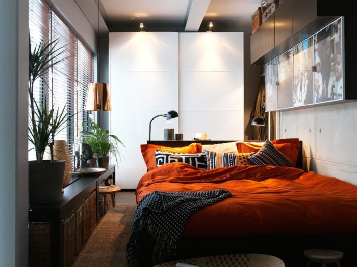 secondary lighting in a small bedroom design