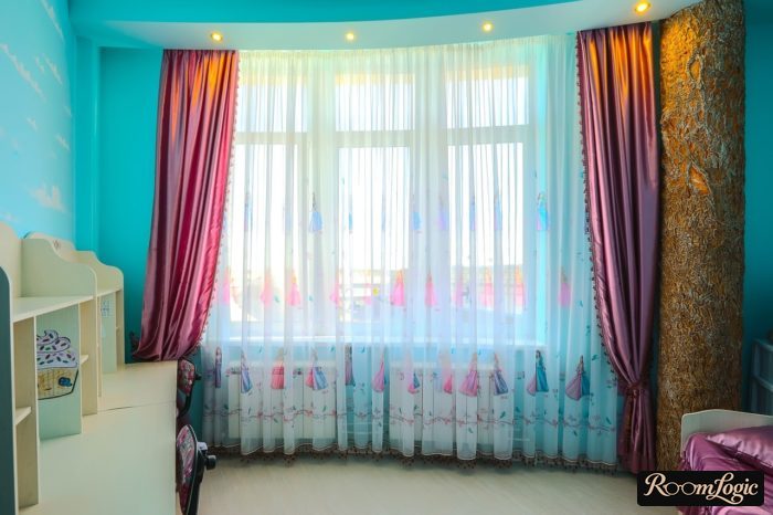 shades in the girls' room