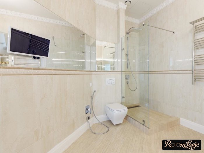 shower without glass door