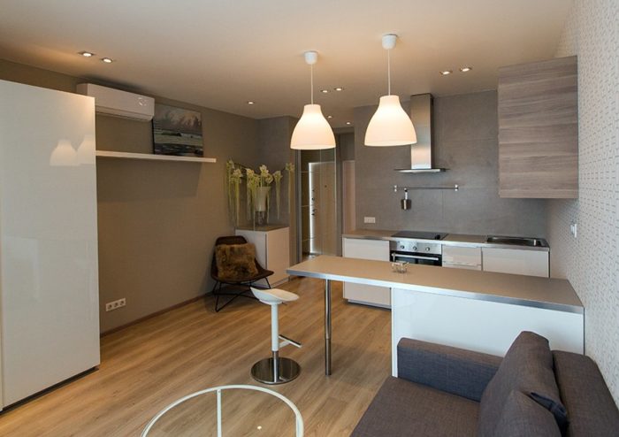 simple design for a narrow studio