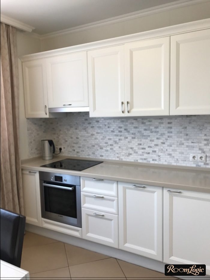 simple kitchen design in neoclassical style