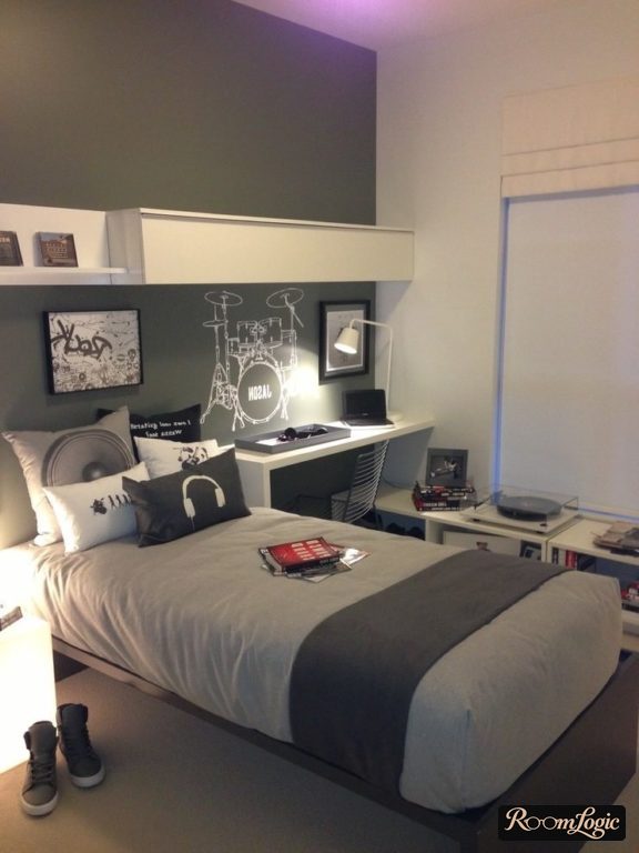 small double bed for a teenage boy