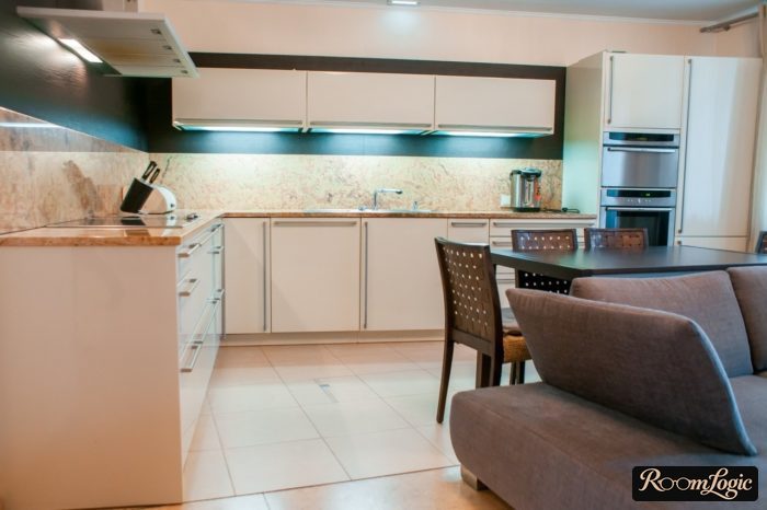 small scandinavian-style kitchen photo
