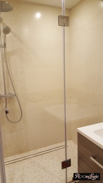 small shower room without toilet