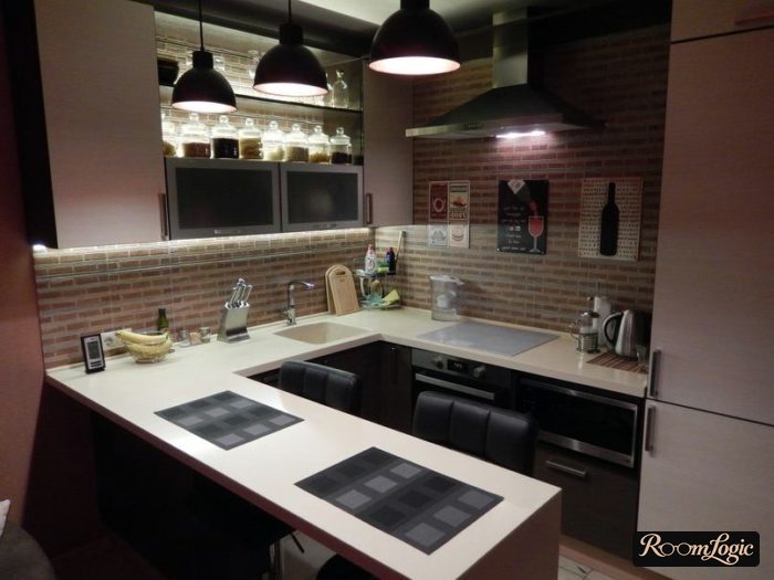 small U-shaped kitchen