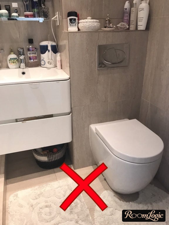 storage in combined bathroom toilet area