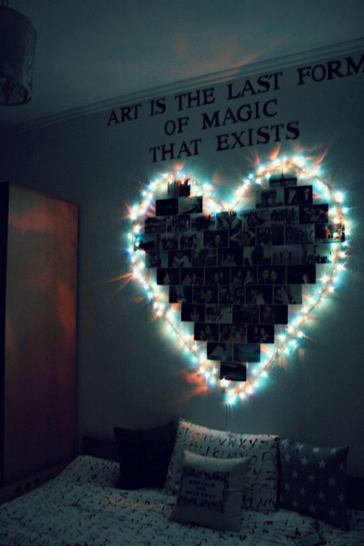 String lights above the bed in a teenager's room