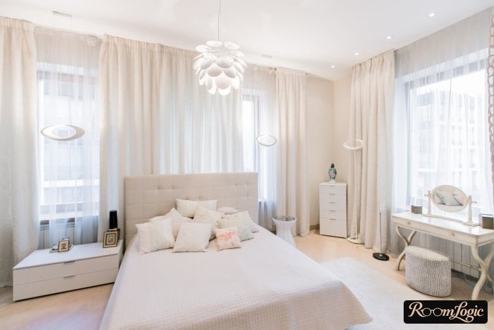 teen girl bedroom in beige tones