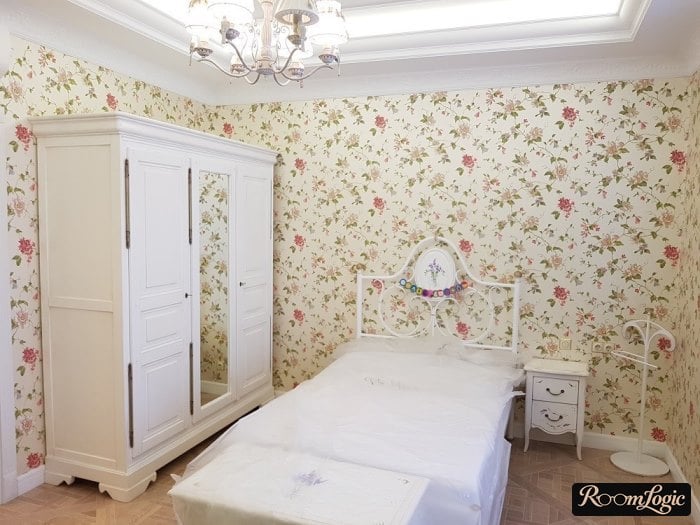 teen girl room in shabby chic style