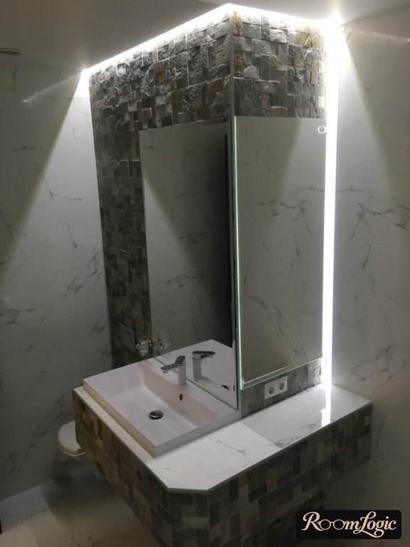 textured tile in cubes in the bathroom