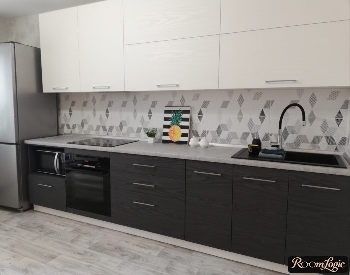 tile on the backsplash of a gray kitchen